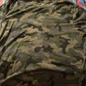 under armour camo tee